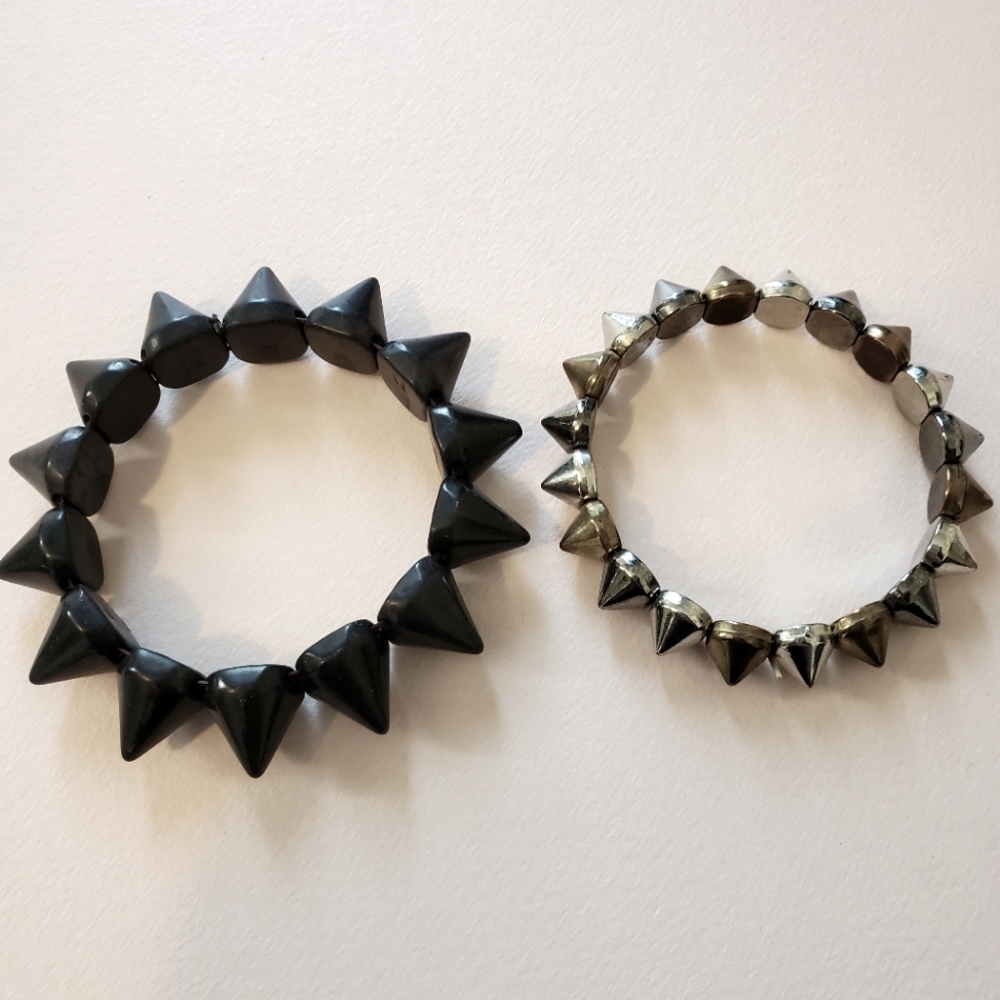*Free with any Purchase* Elastic Band Fashion Spike Bracelet Set of 2